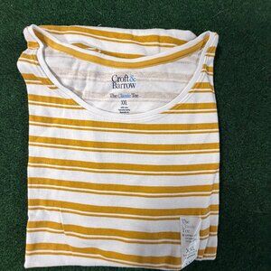 NWT Croft & Barrow Women's XXL The Clove Tee T-Shirt Gold White Stripes Crewneck